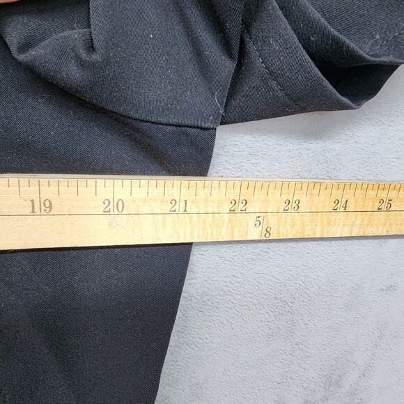 FIGS Technical Collection Scrub Top Women L Black FW1100 Pockets Medical Nurse - Picture 6 of 9